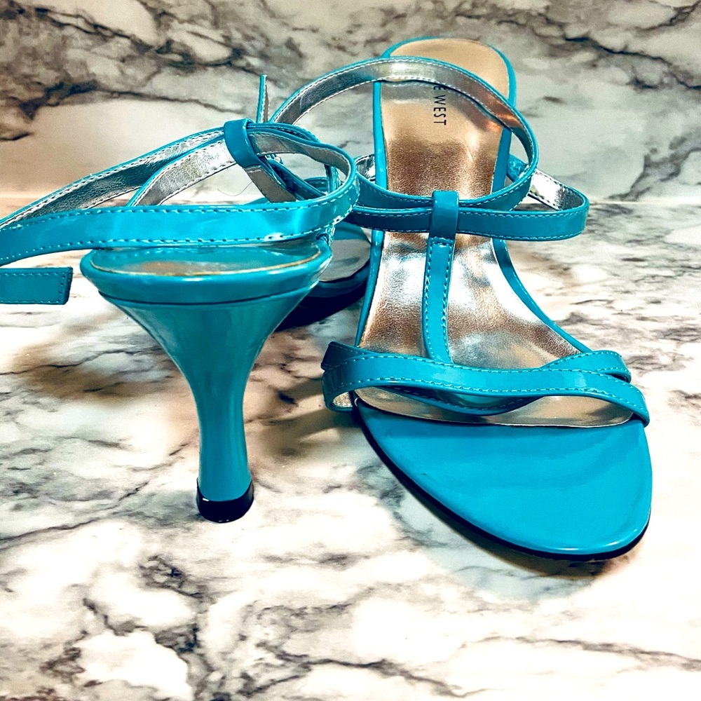 Nine West turquoise open strappy 2 inch heels in good condition!